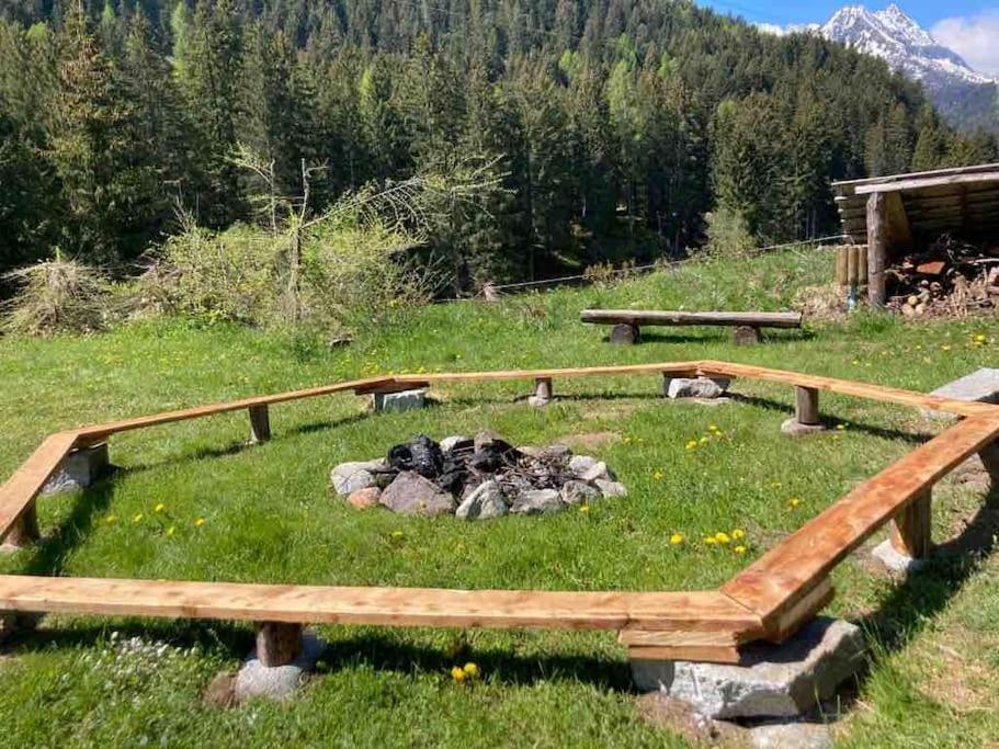 Chalet Rustico Bertolini Per Gruppi! Villa Vermiglio Buitenkant foto